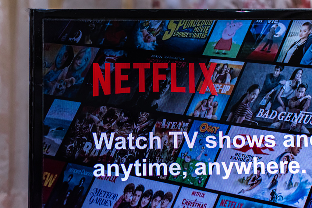 Warning Netflix Subscription Prices Are Going Up Again E Online
