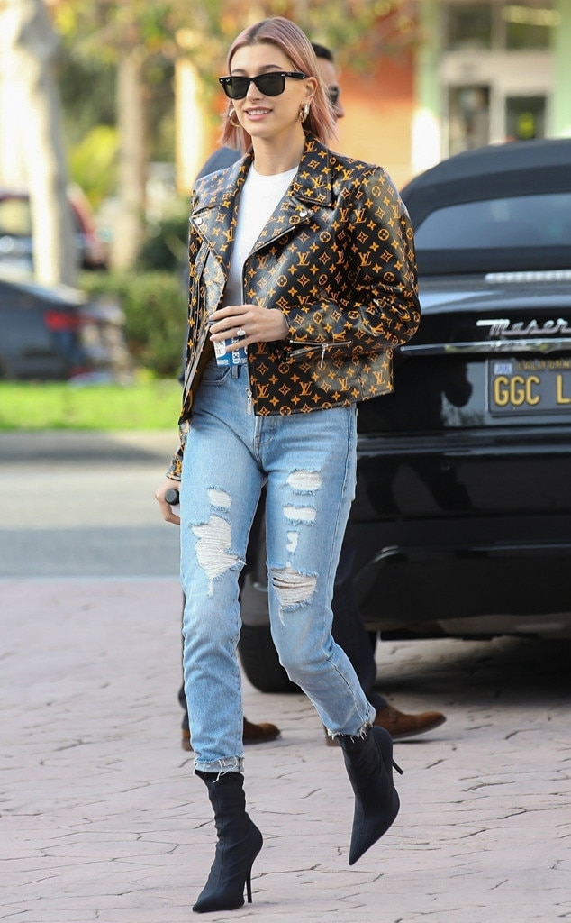 Hailey Baldwin from The Big Picture: Today's Hot Photos | E! News