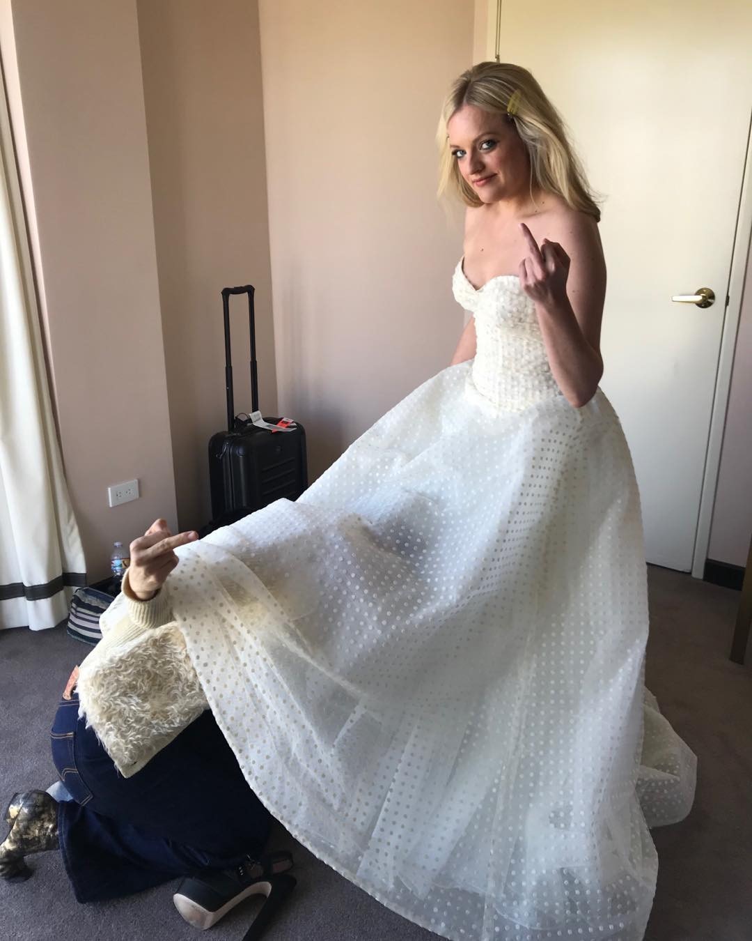 Elisabeth Moss from SAG Awards 2019: Instagram & TwitPics | E! News