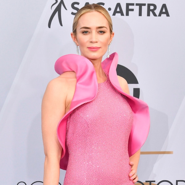 Emily Blunt, 2019 SAG Awards, Red Carpet Fashions