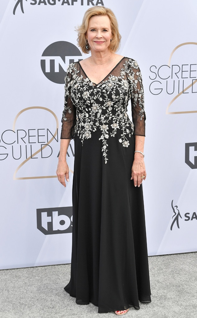 JoBeth Williams from 2019 SAG Awards Red Carpet Fashion | E! News