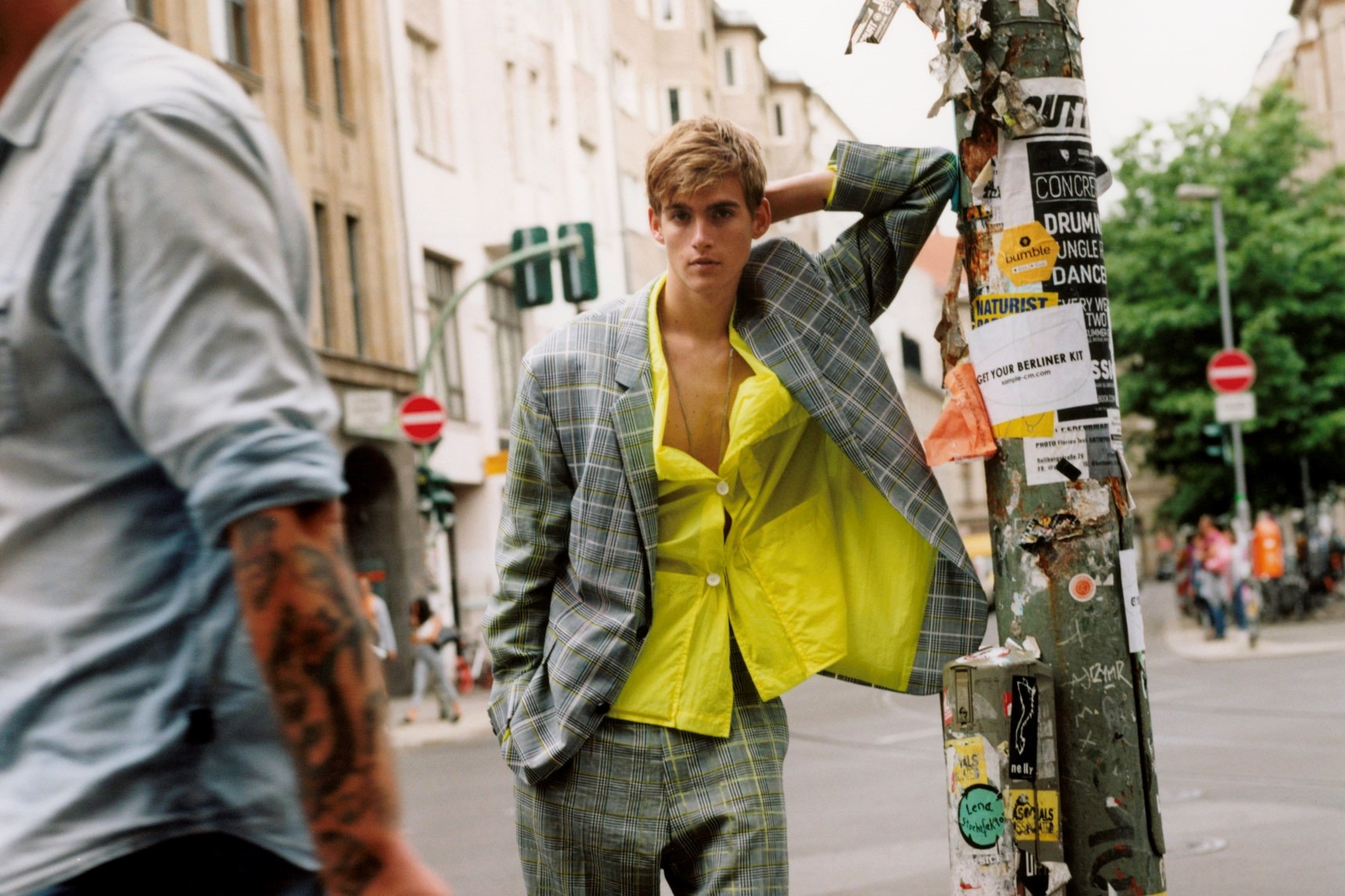 Presley Gerber, T Singapore