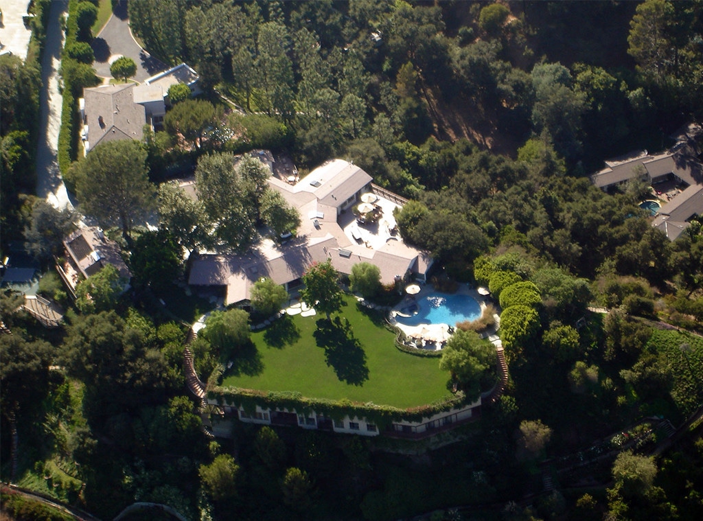 Ben Affleck, Jennifer Garner Compound, Home