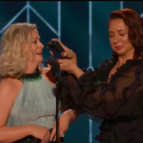 Watch Amy Poehler and Maya Rudolph Gush Over Their Friendship - E ...