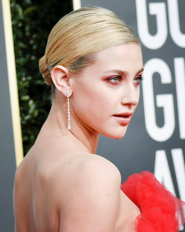 ESC: Golden Globes Beauty, Lili Reinhart
