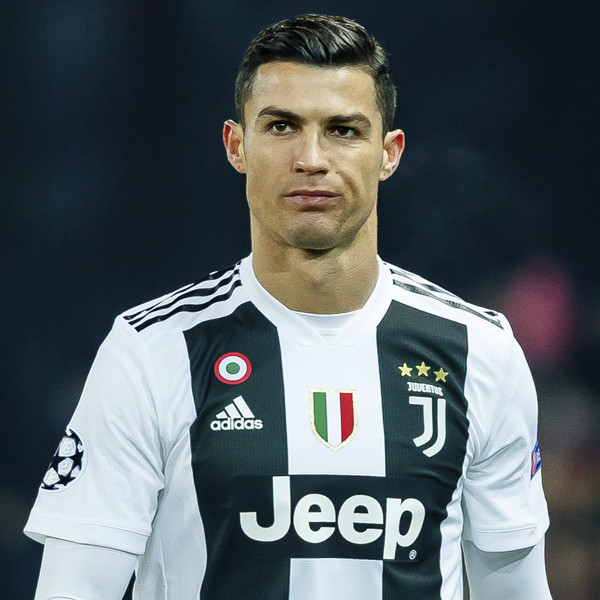 Cristiano Ronaldo Just Reached A Major Instagram Milestone E Online 