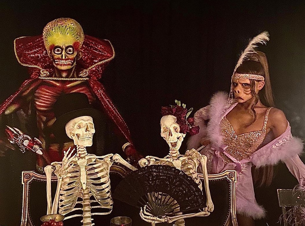 Ariana Grande S Twilight Zone Halloween Party Will Spook You E Online Ca Ariana Grande S Twilight Zone Halloween Party Will Spook You E Online Ca