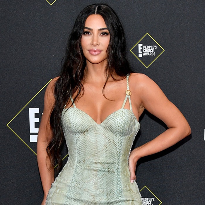 Kim Kardashian Reflects On Kuwtk Journey During 2019 Pcas Win E Online