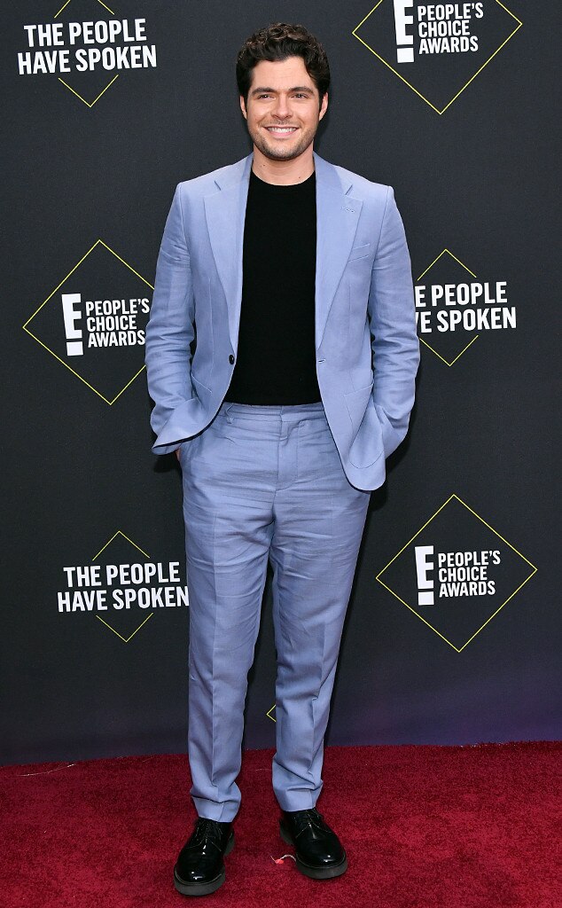 Ben Lewis from People's Choice Awards 2019: Red Carpet Fashion | E! News