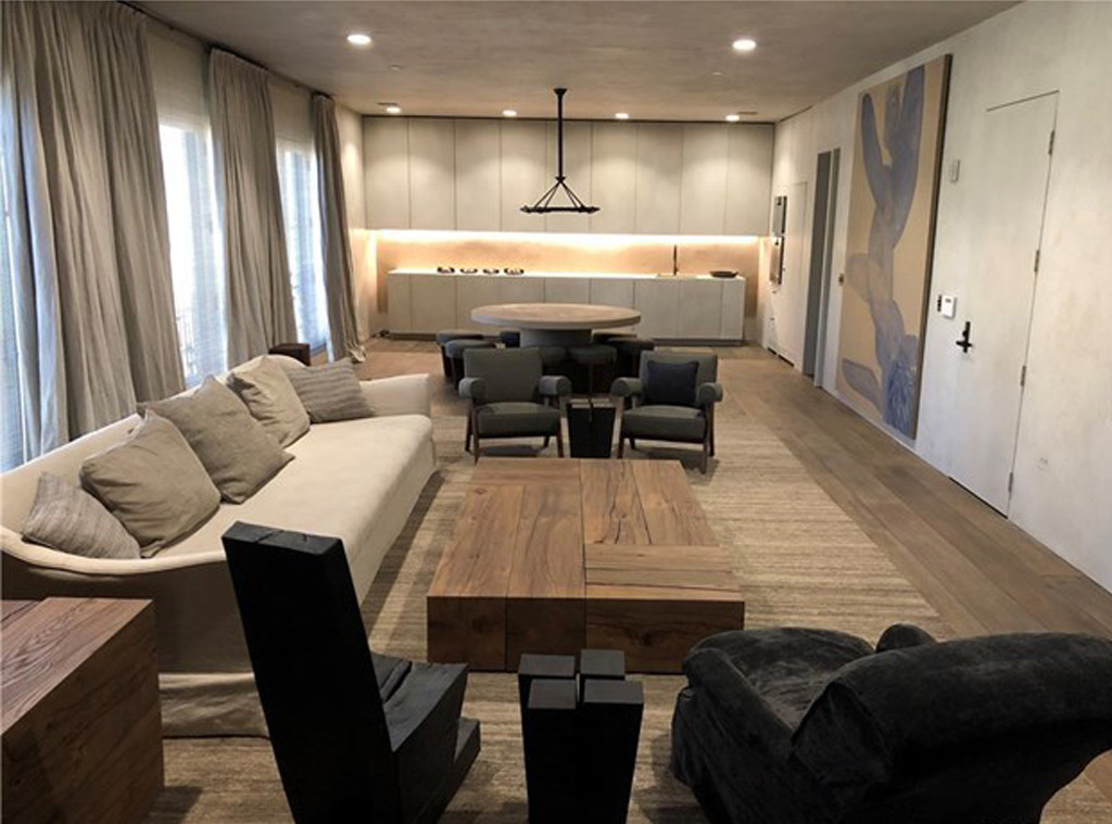 Kim Kardashian, Kanye West, Condo