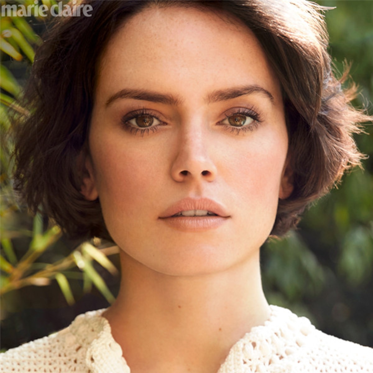 Daisy Ridley Responds To Rumors She S Engaged To Tom Bateman E Online Daisy Ridley Responds To Rumors She S Engaged To Tom Bateman E Online