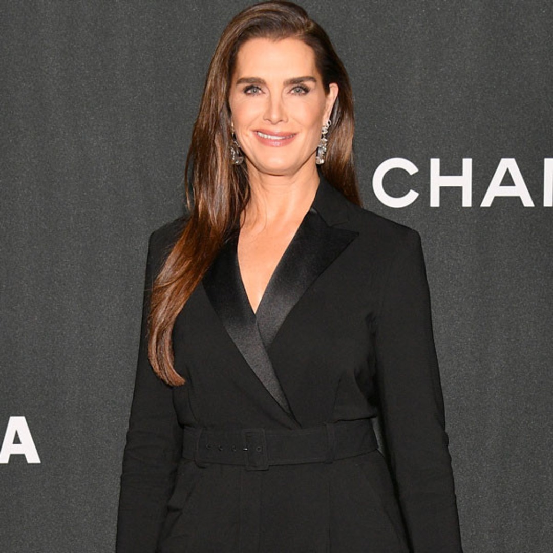 Brooke Shields Shares She Broke Her Femur and Is "Beginning to Mend&qu...