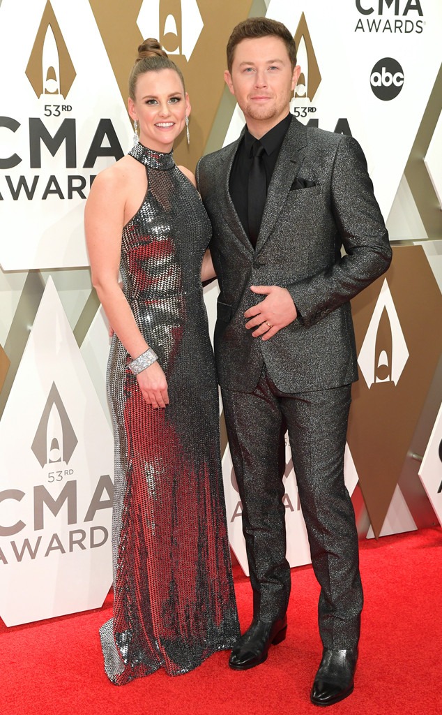 Gabi Duga, Scotty McCreery, 2019 CMA Awards, Red Carpet Fashion, Couples