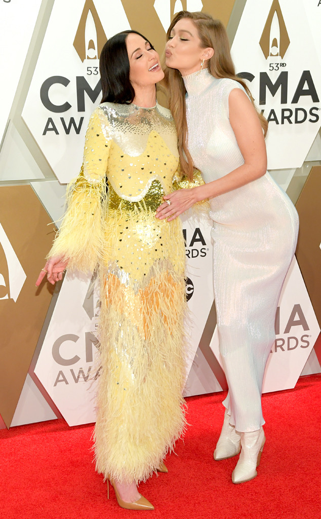 Kacey Musgraves, Gigi Hadid, 2019 CMA Awards, Candids Kacey Musgraves, Gigi Hadid, 2019 CMA Awards, Candids