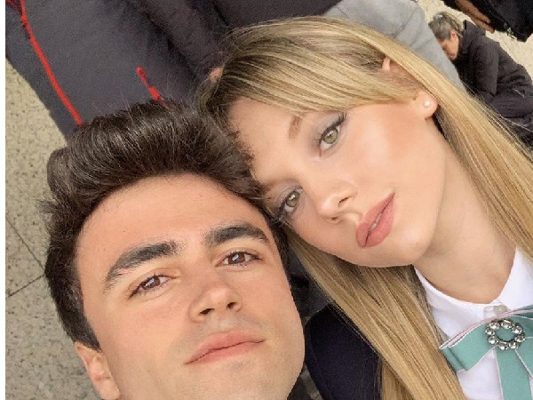 Ester Exp&oacute;sito, Itzan Escamilla, &Eacute;lite