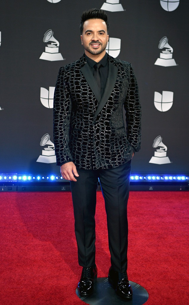 Luis Fonsi, 2019 Latin Grammy Awards, Red Carpet Fashion