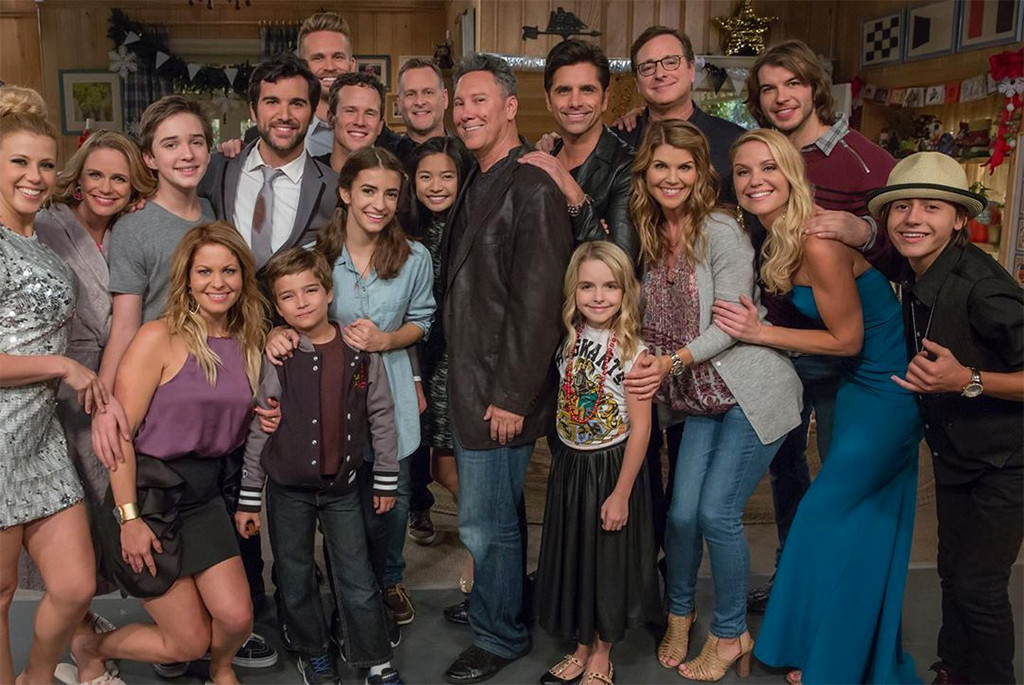 Photos from Fuller House Cast Bids Farewell to Series