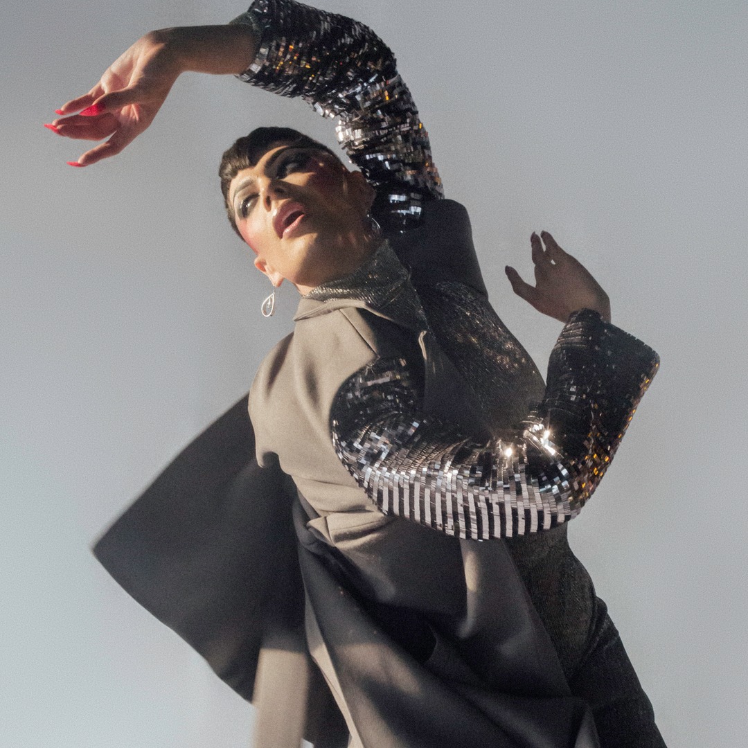 Download Valentina, la drag queen y estrella no binaria en una conversación sobre moda y género - E ...