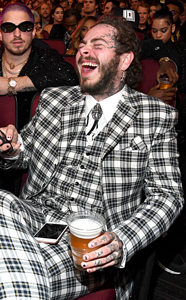 Post Malone from 2019 American Music Awards Candid Photos E! News