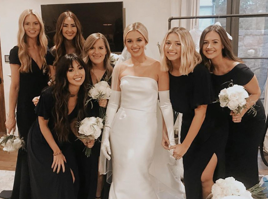 Sadie Robertson's Wedding Gown Will Leave You Speechless