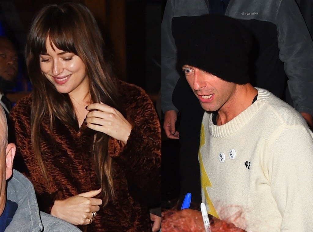 ทำไมคู่รักที่รู้จักกันมานาน Dakota Johnson และ Chris Martin ถึงมีความเป็นส่วนตัวมาก