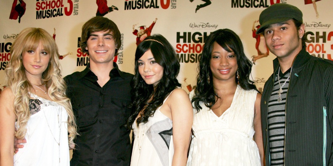 Fotos De 25 Secretos De High School Musical E Online Latino Mx Fotos De 25 Secretos De High School Musical E Online Latino Mx