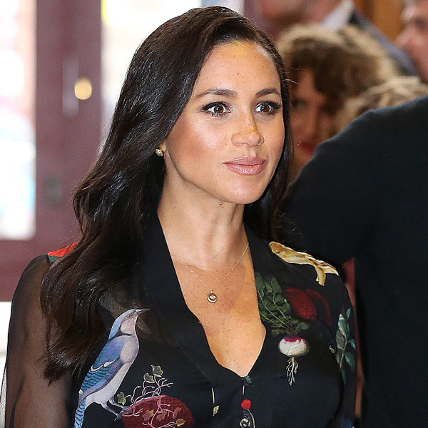 Meghan Markle steps out in a $35 maternity dress from H&M