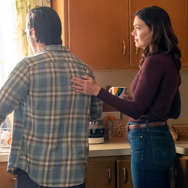 This Is Us Exclusive: Mandy Moore on Rebecca & Nicky Meeting - Who Plays Nicky On This Is Us