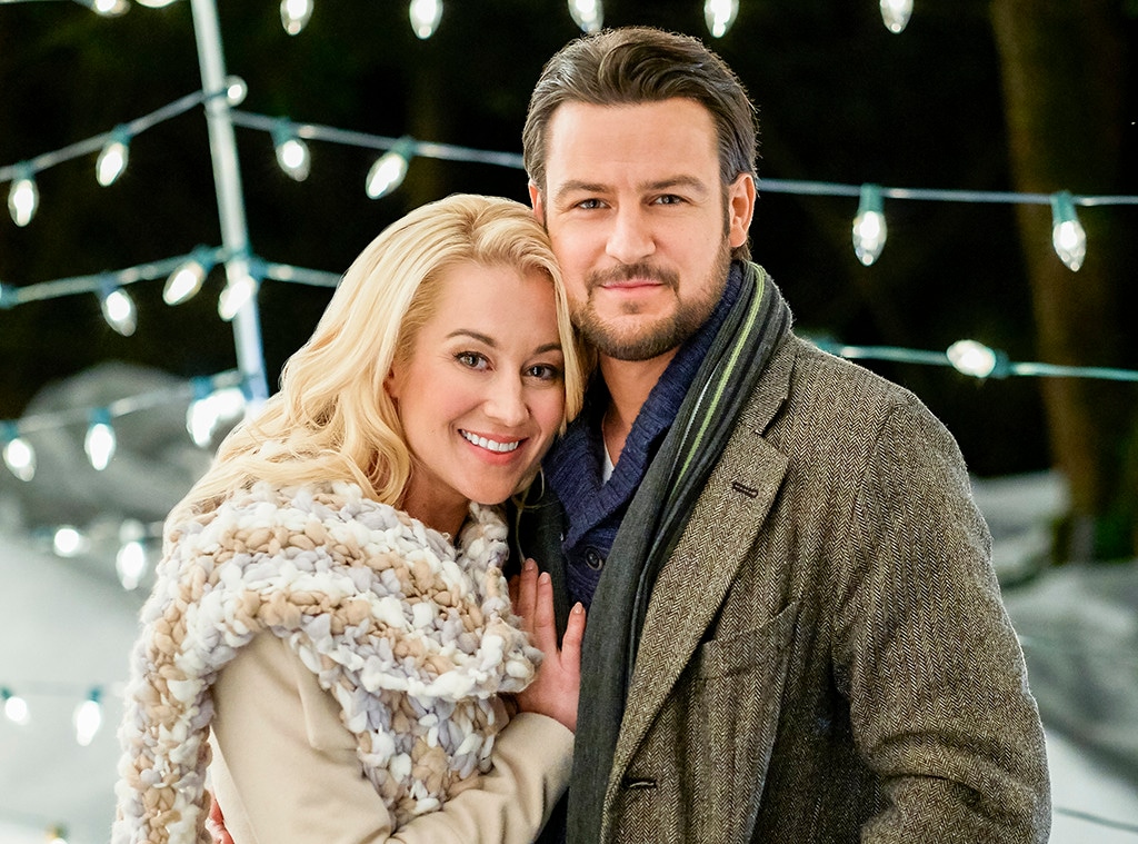 Breaking Down Hallmark S Roster Of Christmas Movie Leading Men E Online Breaking Down Hallmark S Roster Of Christmas Movie Leading Men E Online