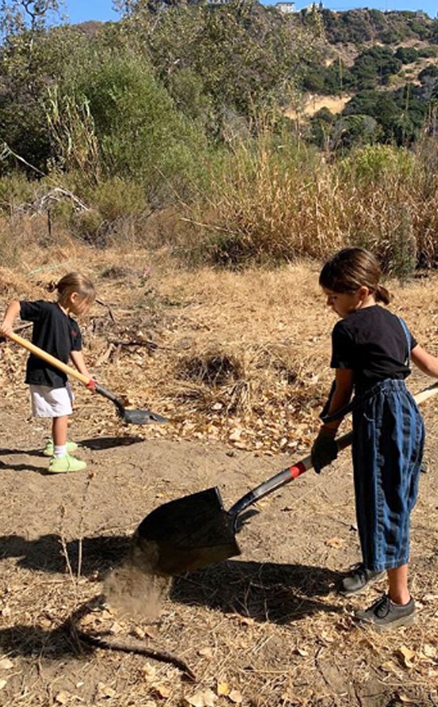 Scott Disick compartilha foto rara do filho Mason, de 14 anos