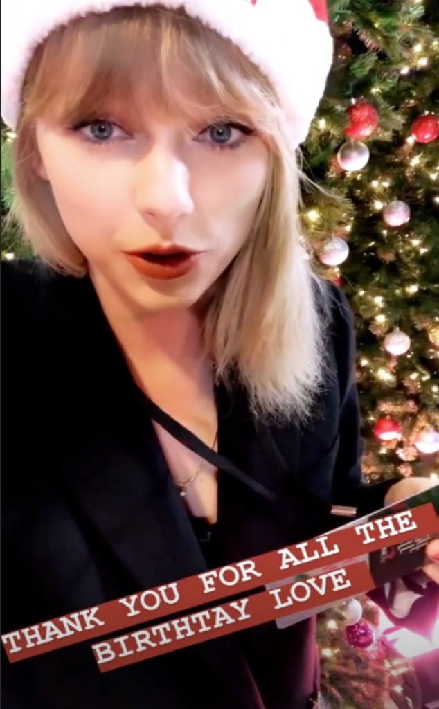 Inside Taylor Swifts 30th Birthday Party With Joe Alwyn And Her 0528