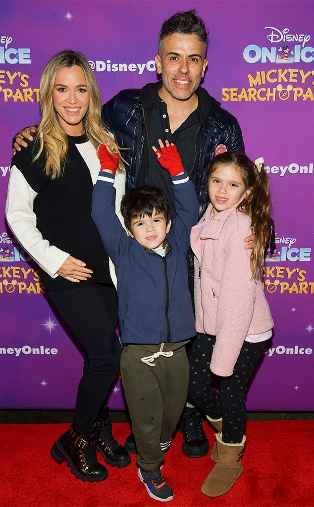 Disney On Ice, Teddi Mellencamp, Cruz Arroyave, Edwin Arroyave, Slate Arroyave