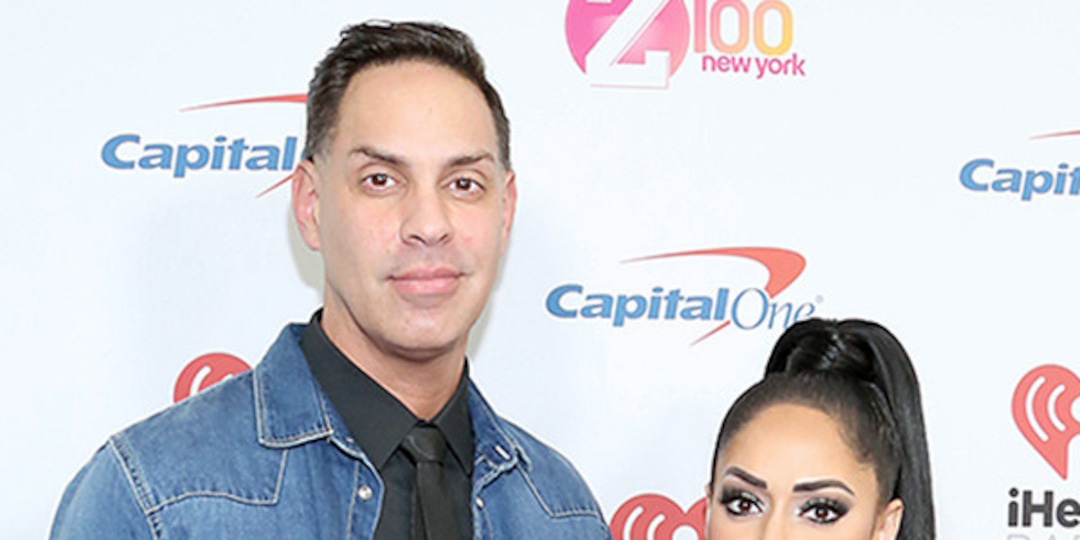 Did Jersey Shore's Angelina Pivarnick Cheat on Husband Chris? See the Shocking Confession - E! Online.jpg