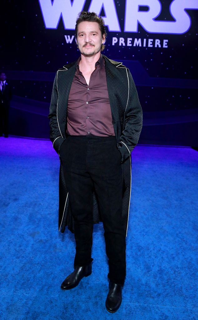 Pedro Pascal from Star Wars: The Rise of Skywalker ...