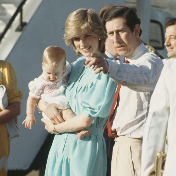 See The Crown's Prince William and Princess Diana | E! News