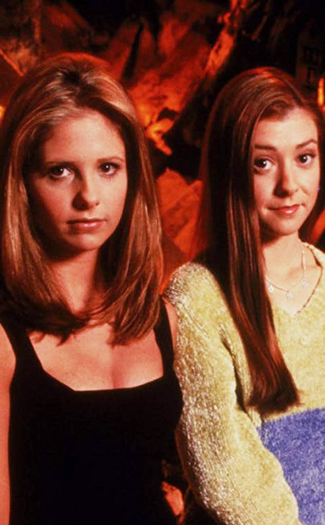 Buffy And Willow Buffy The Vampire Slayer From 16 Tv Girl Squads Wed 