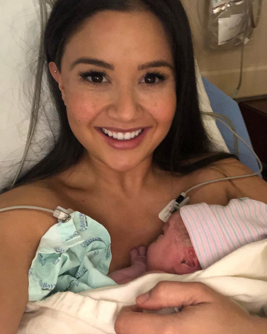 Catherine Giudici Lowe, Mia Lowe, Instagram