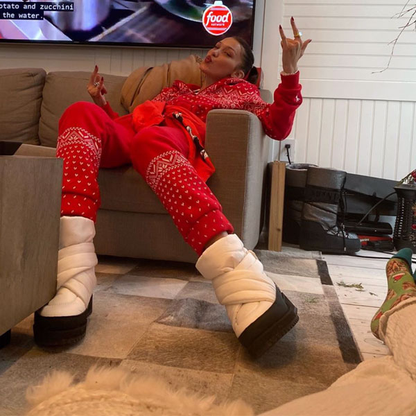 Gigi Hadid, Bella Hadid, Anwar Hadid, Dua Lipa, Yolanda Hadid, Christmas 2019