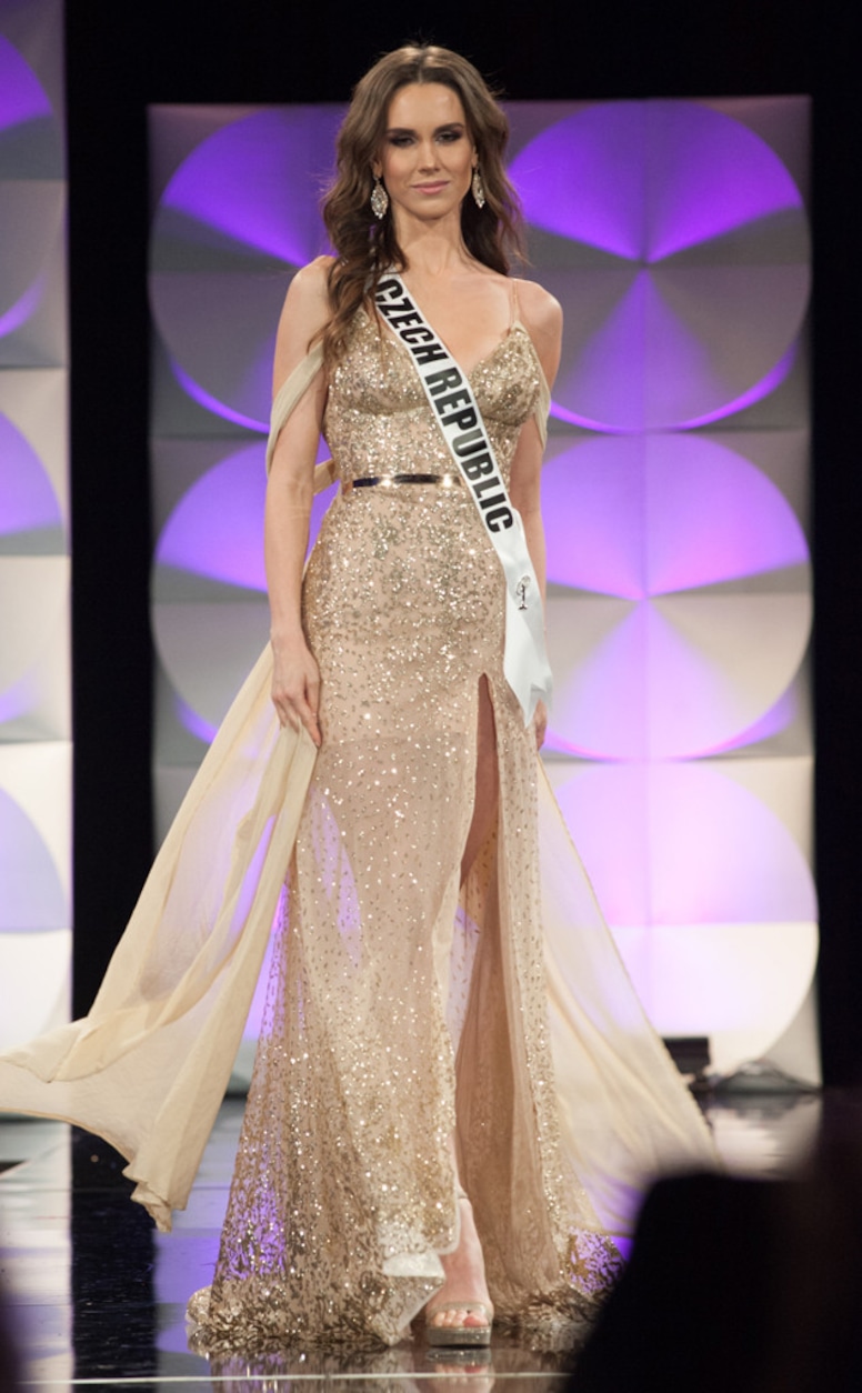 Miss Universe 2019, Prelims, Evening Gown, Miss Czech Republic