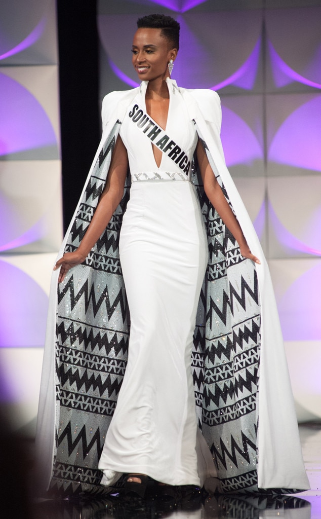 Missosology - Miss Universe 2019 Kelin Rivera, Miss Peru 2019 competes on  stage in an evening gown of her choice as a Top 10 finalist during The MISS  UNIVERSE® Competition airing on