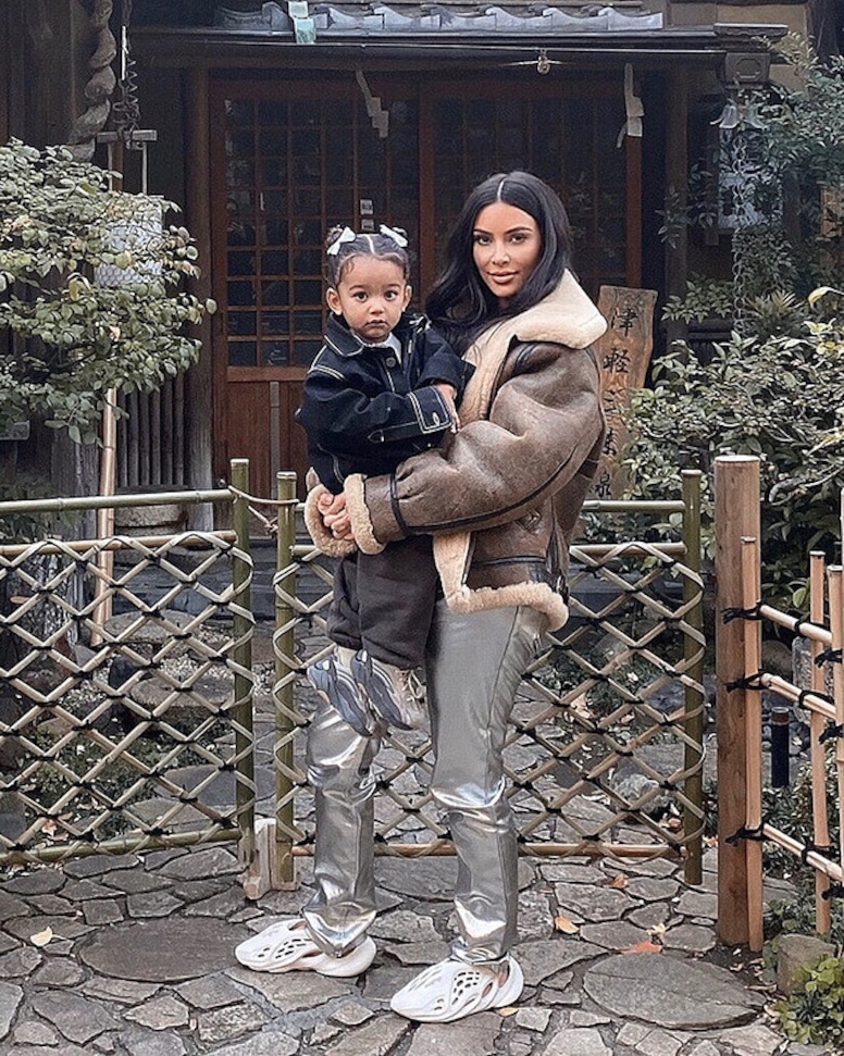 Kim Kardashian, Chicago West, Instagram