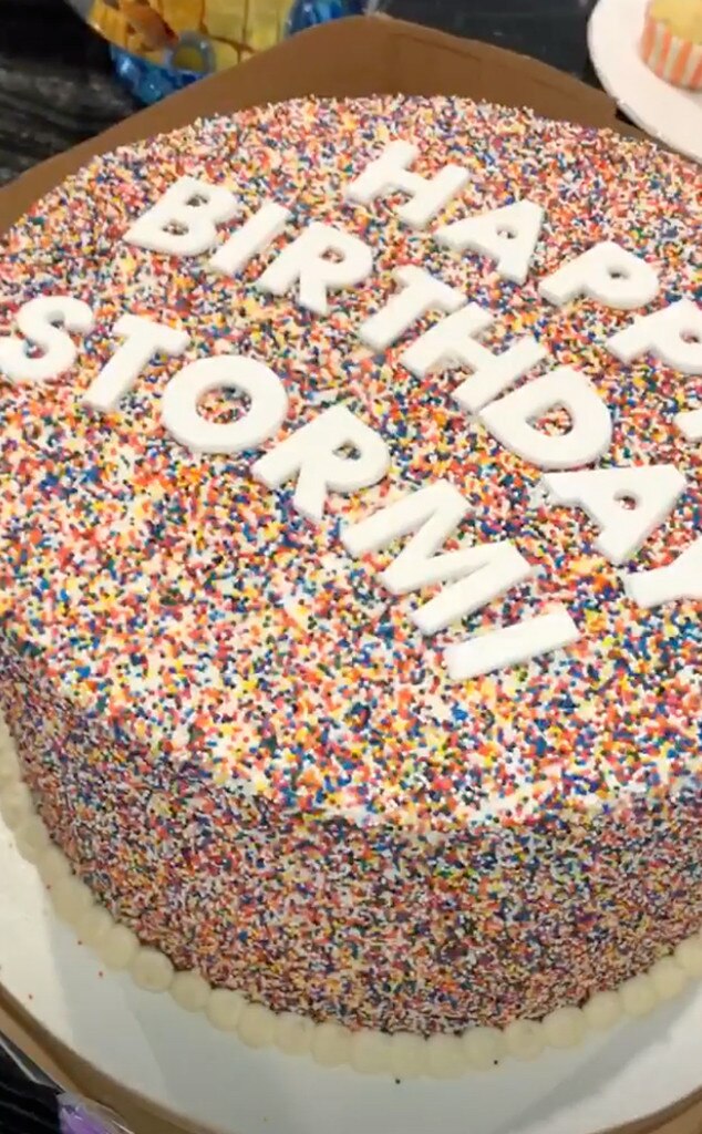 WATCH: Funfetti cakes are making a comeback, and we're loving it!