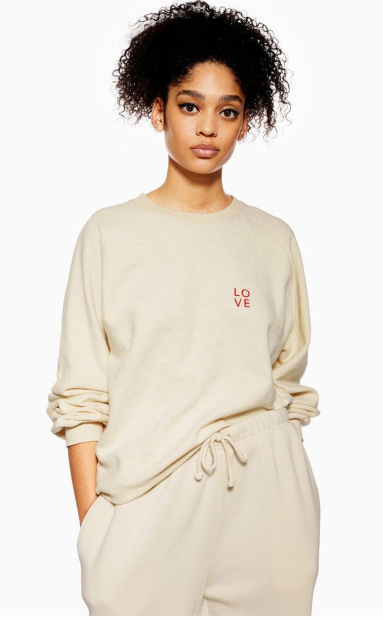 E-Comm: Comfy Clothes Up to 50% Off Now