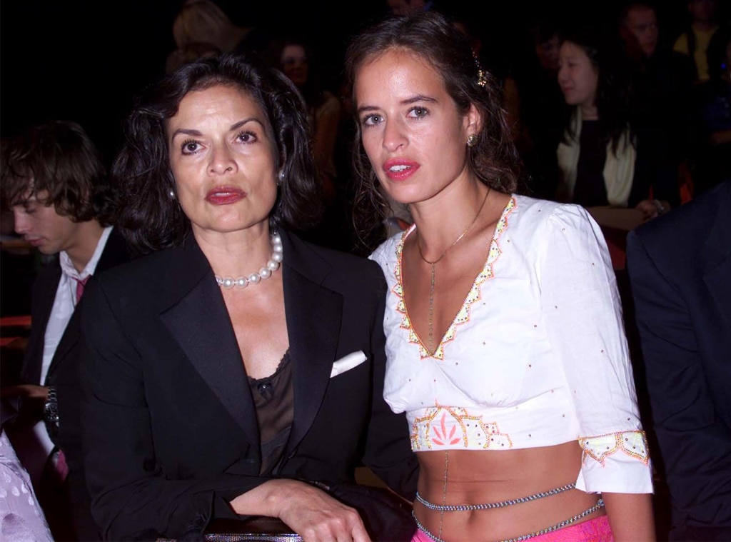 Bianca And Jade Jagger From Flashback Fashion See The Front Row Stars 2009