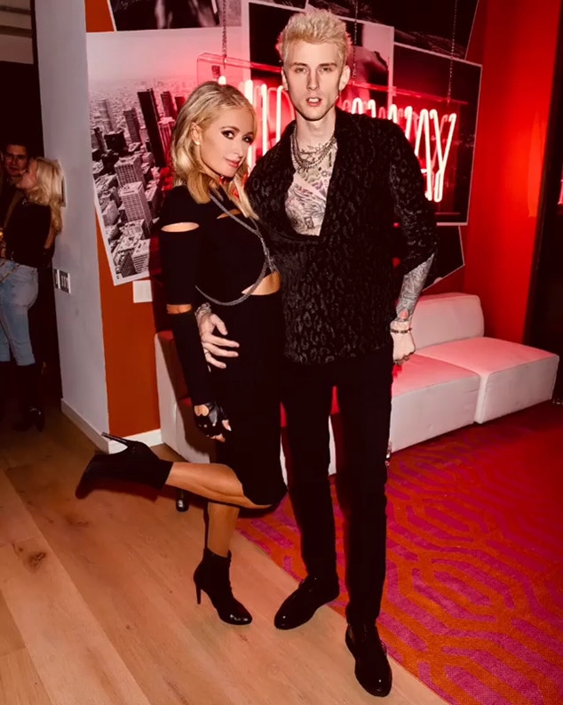 Paris Hilton And Machine Gun Kelly Hit It Off At Party E Online Paris Hilton And Machine Gun Kelly Hit It Off At Party E Online