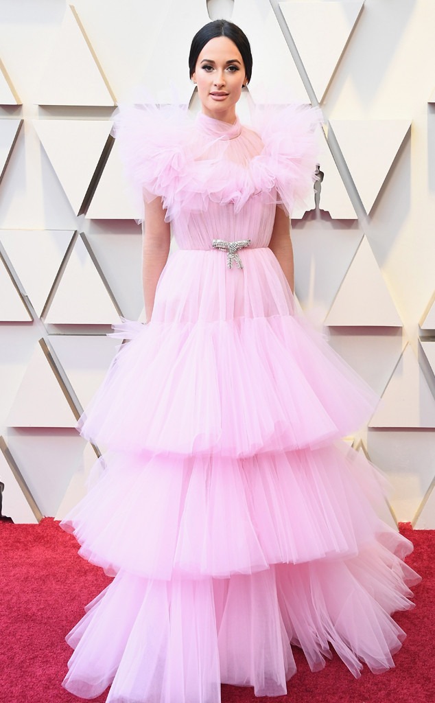 Kacey Musgraves Brings Southern Charm to the 2019 Oscars Red Carpet | E