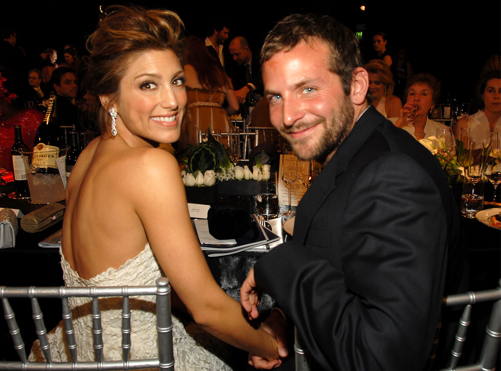 Jennifer Esposito, Bradley Cooper, 2006 SAG Awards