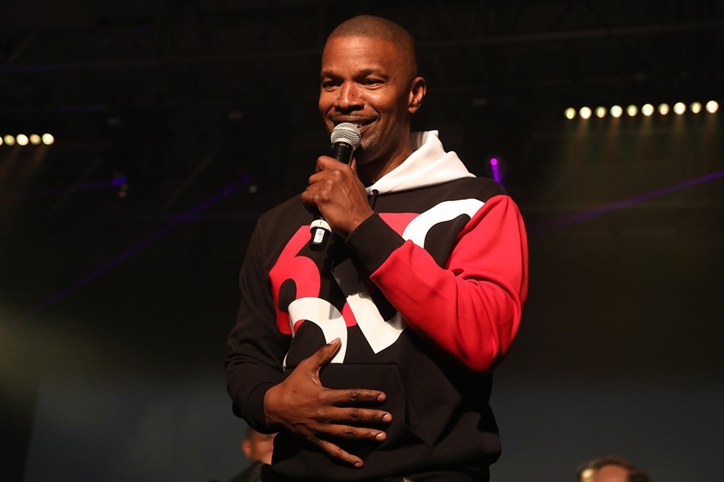 Meandmytots Is Jamie Foxx Romantically Involved With Model Dana Caprio 