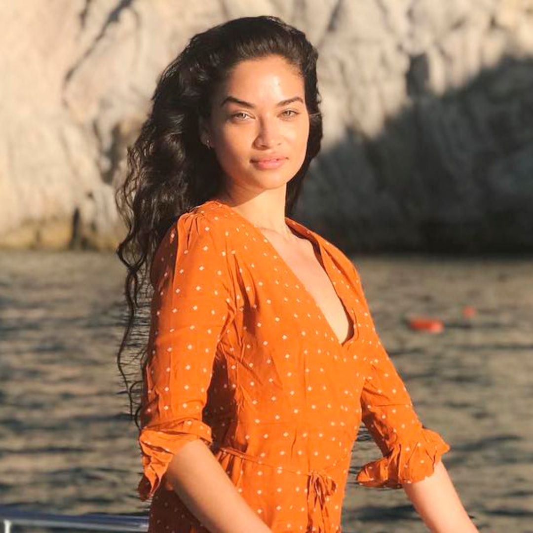 Shanina Shaik Speaks Out on Her Role in "Horrific" Fyre Festival - E
