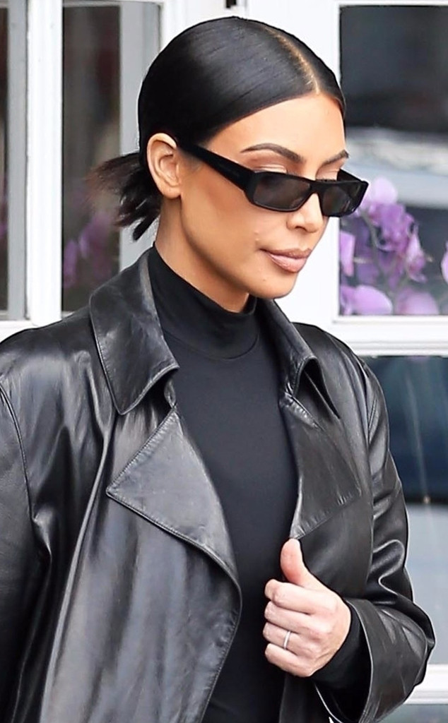 Kim Kardashian, Skin